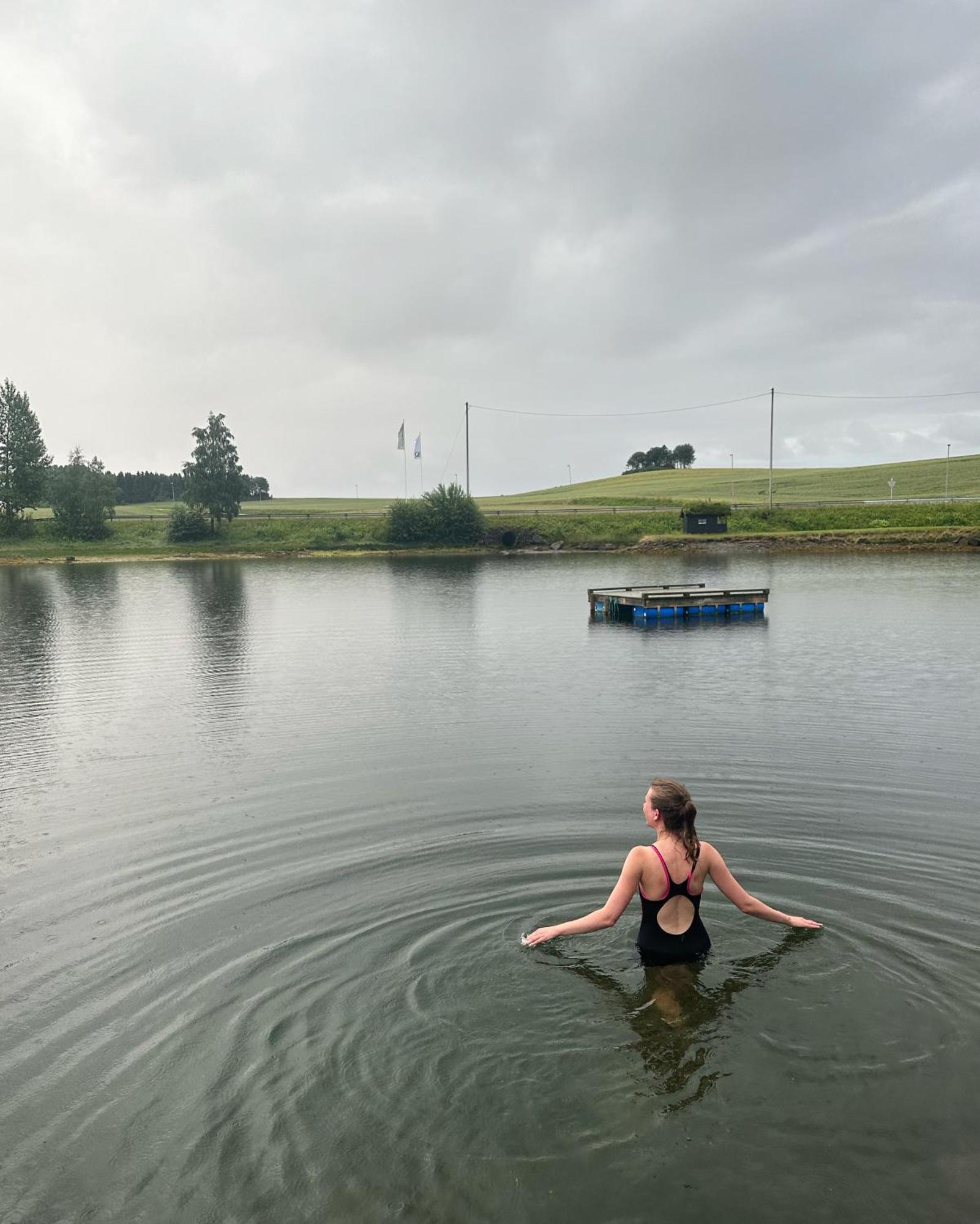 Saga, Badehotell Med Sauna Og Badebrygge - Inderoy Straumen  Exteriér fotografie